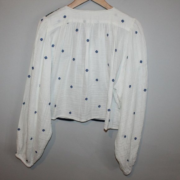 Enter The Loveland Embroidered Top HW8939 - Picture 4 of 8